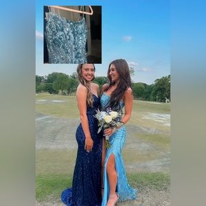 selling my prom dress size 0, corset back so the top is adjustable